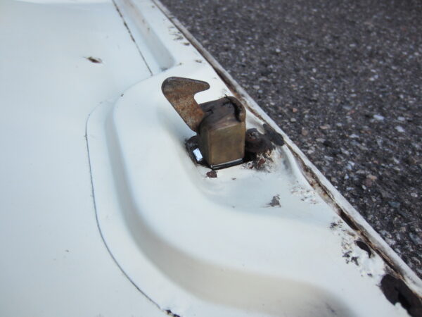 Cofano motore bianco Volkswagen T2 69-71 - immagine 7