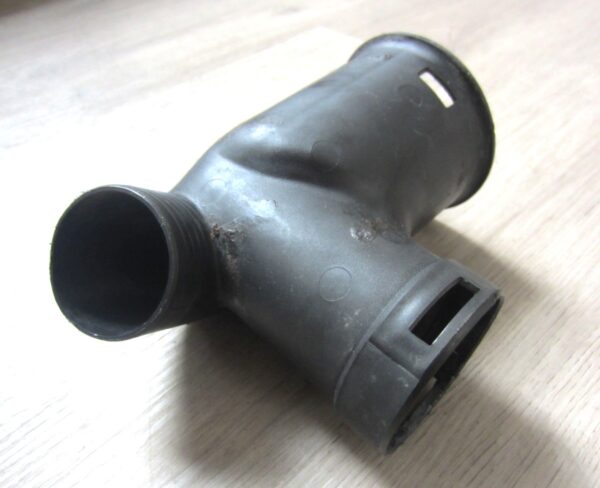 Raccordo a T scatola filtro aria Volkswagen T3 1.9 DG - immagine 3