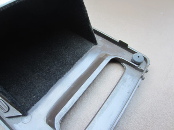 Tasca porta oggetti marrone - Volkswagen Passat B3 82-85 - immagine 4