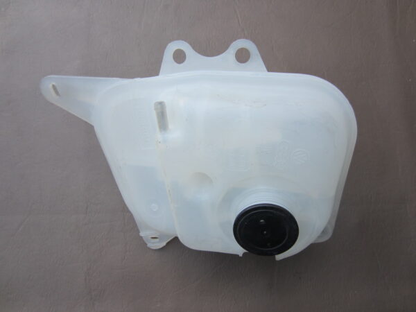 Vaschetta espansione acqua radiatore Audi 80 100 - immagine 3