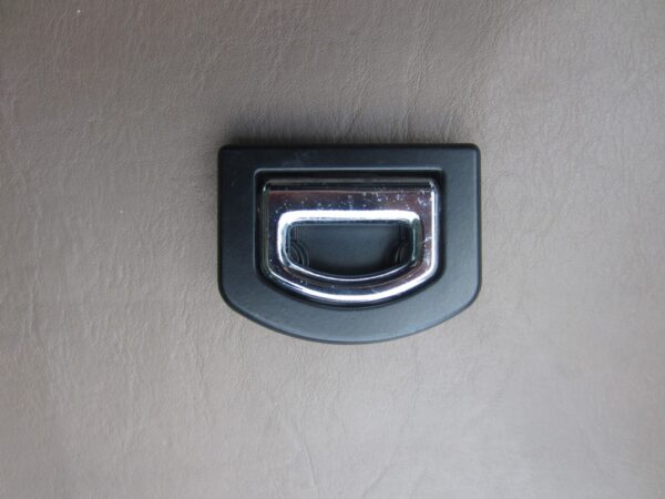 Gancio per bagagliaio Volkswagen Audi 1J0864203