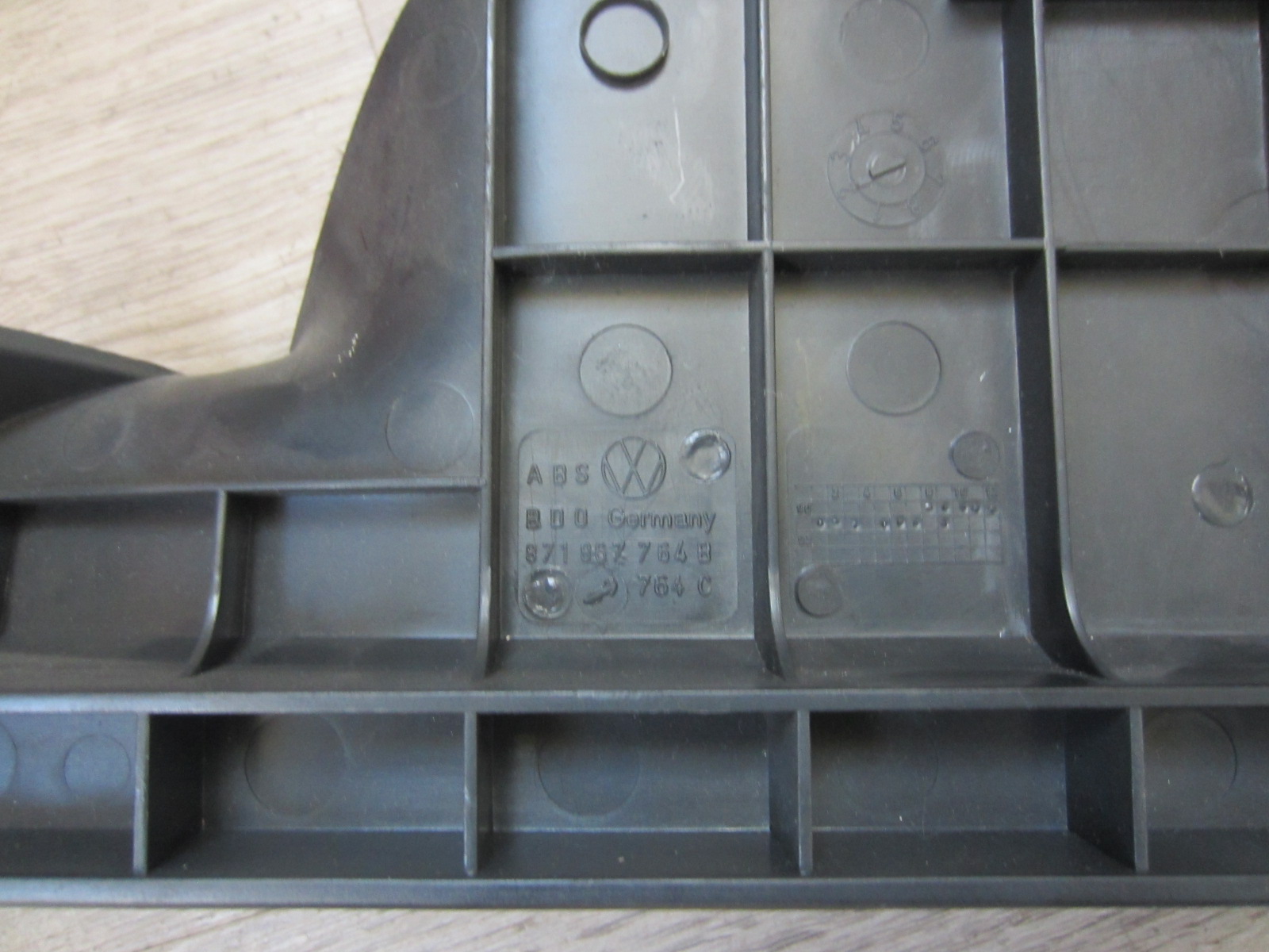 Copertura altoparlante posteriore destro VolksWagen Polo II Originale 871 867 764 B - immagine 3