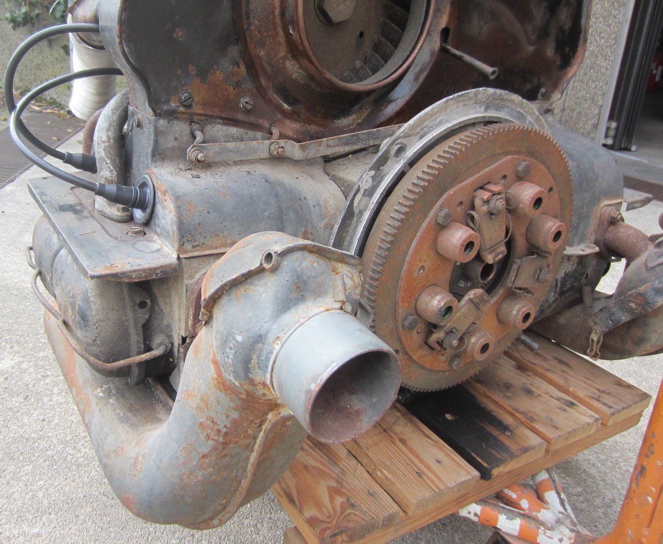 Motore Volkswagen Maggiolino 1200 con alternatore - immagine 6