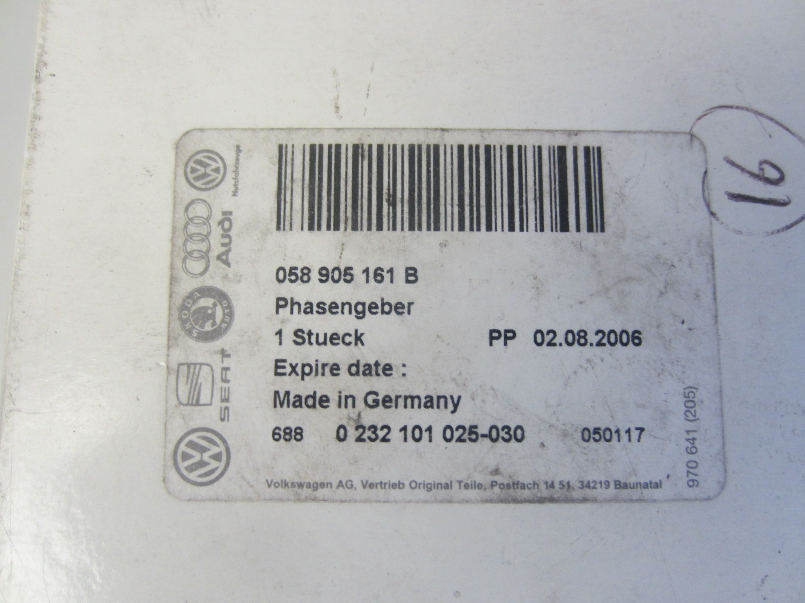 Sensore di posizione dell'albero a camme Audi 058905161B - immagine 6